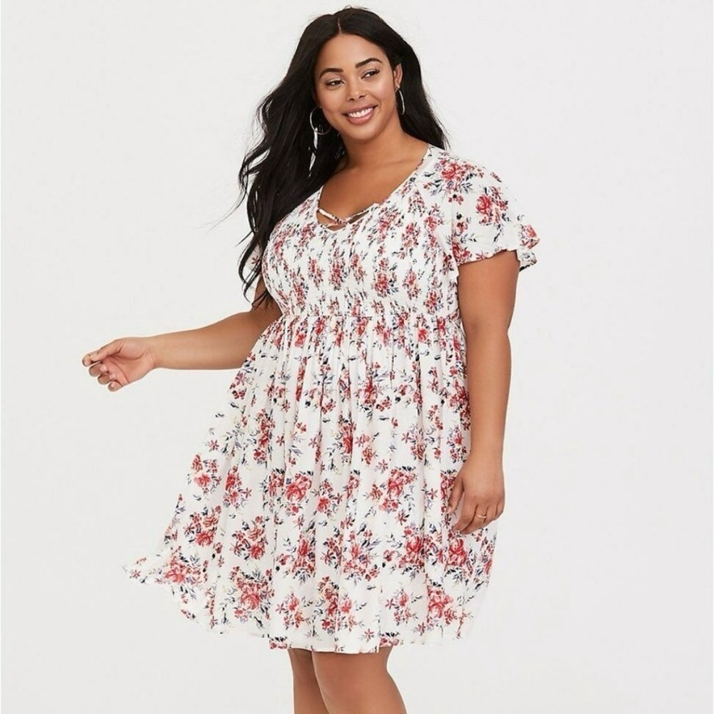 Torrid Ivory Red Floral Smocked Challis Skater Dress Women's 1X Plus Size Boho